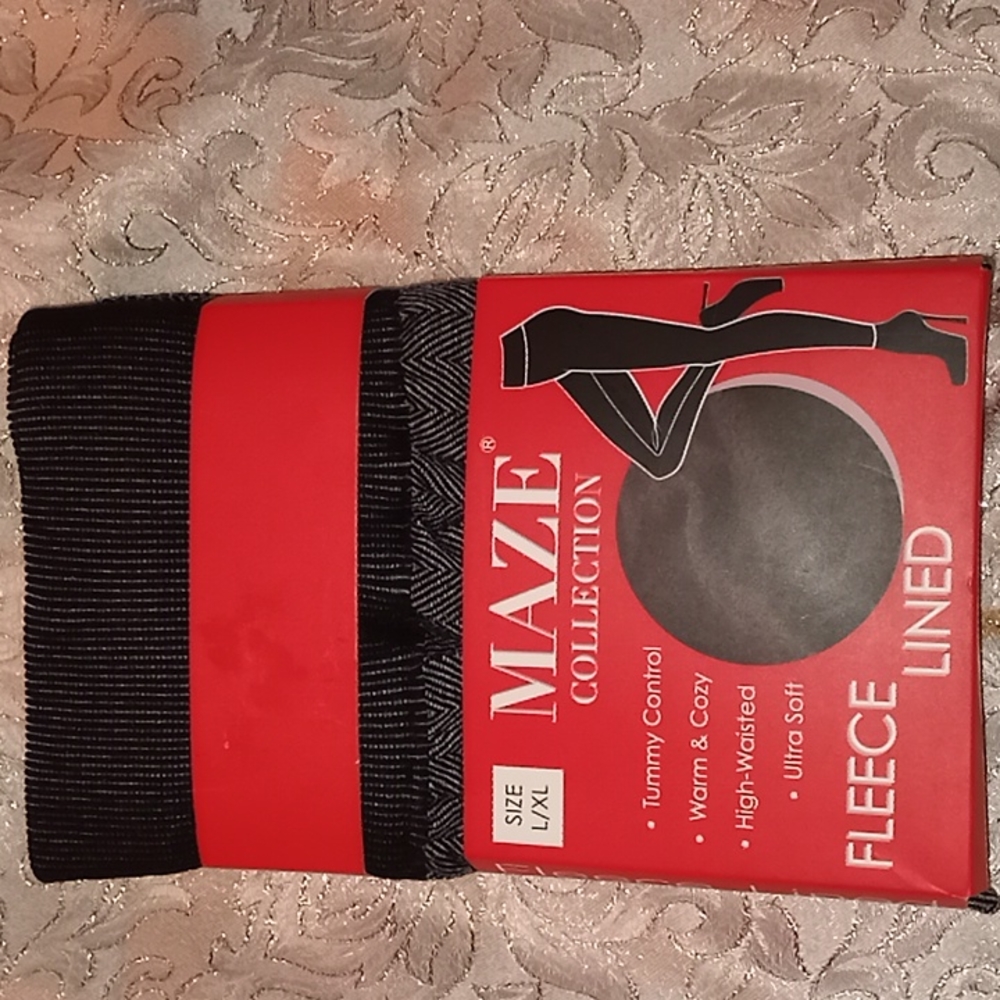 MAZE COLLECTION FLEECE LINED LEGGINGS